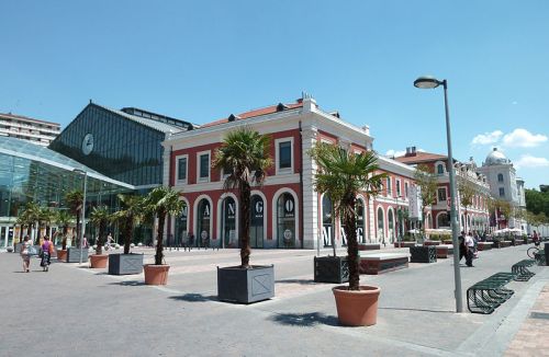 Estación_de_Príncipe_Pío_(Madrid)_01